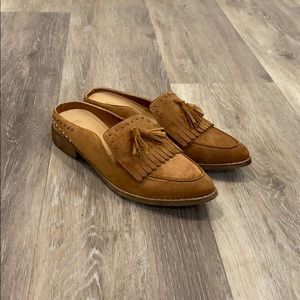 Berlin Faux Suede Tassel Loafer - Camel size - 6.5